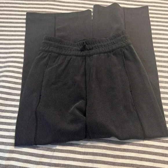 Softstreme High-Rise Straight-Leg Cropped Pant sz 4 - Picture 4 of 4